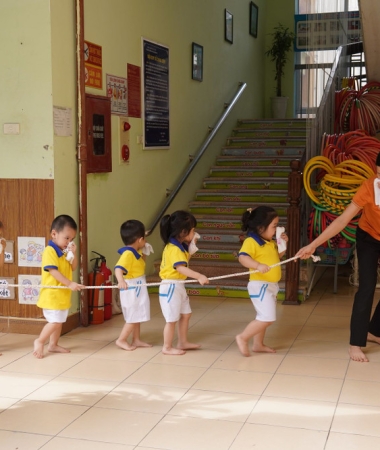 Tập Huấn Kỹ Năng Thoát Hiểm Cho Trẻ Mầm Non Tại Hoa Kơ Nia