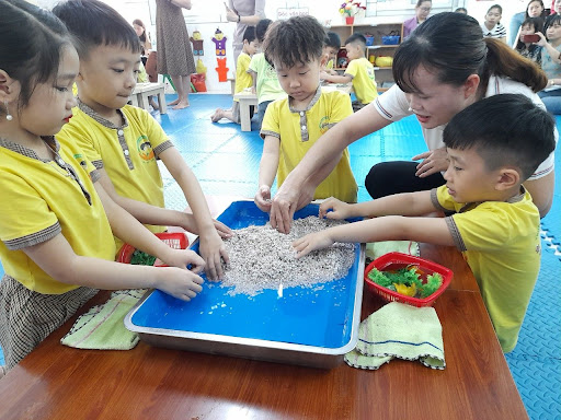 Khám Phá Khoa Học Nhỏ